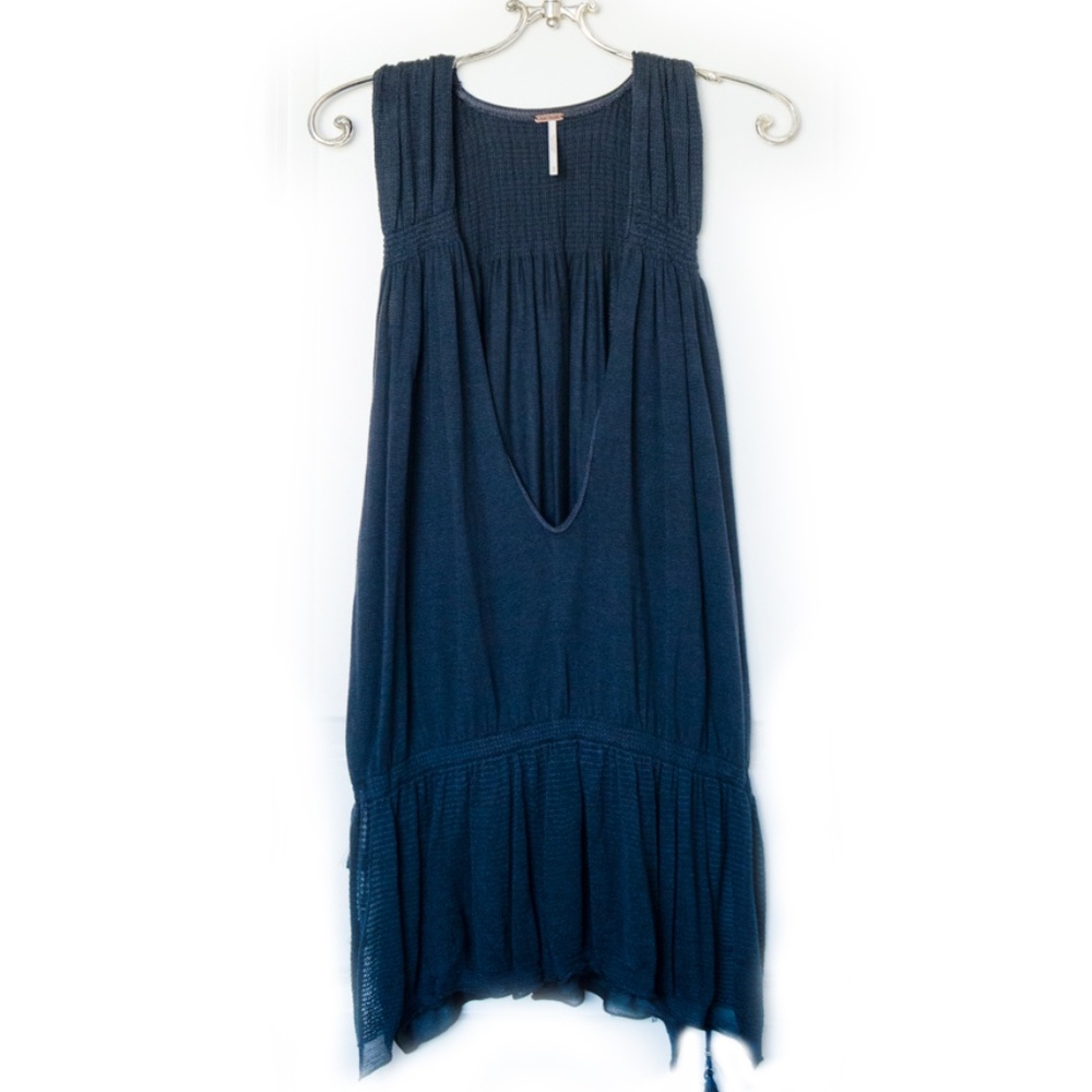 NEW FREE PEOPLE Black Knit Sweater Vest Tunic  Size M